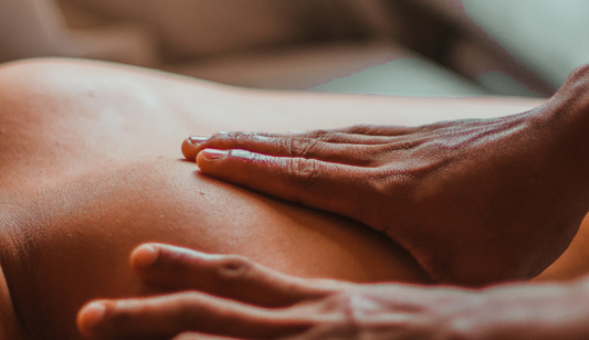 Die Kraft der Berührung: Ursprung und Vielfalt der Massage